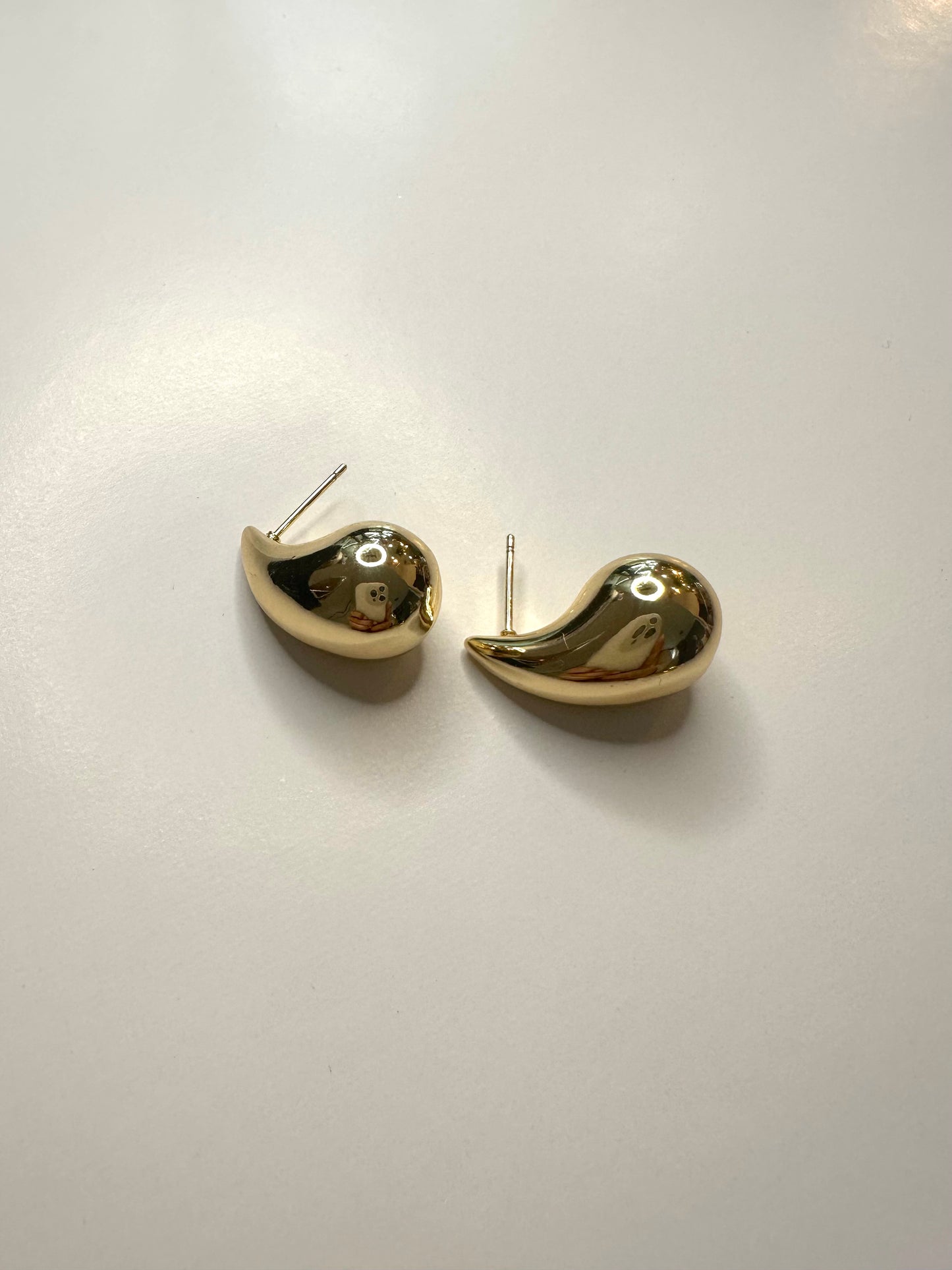 Drop Studs