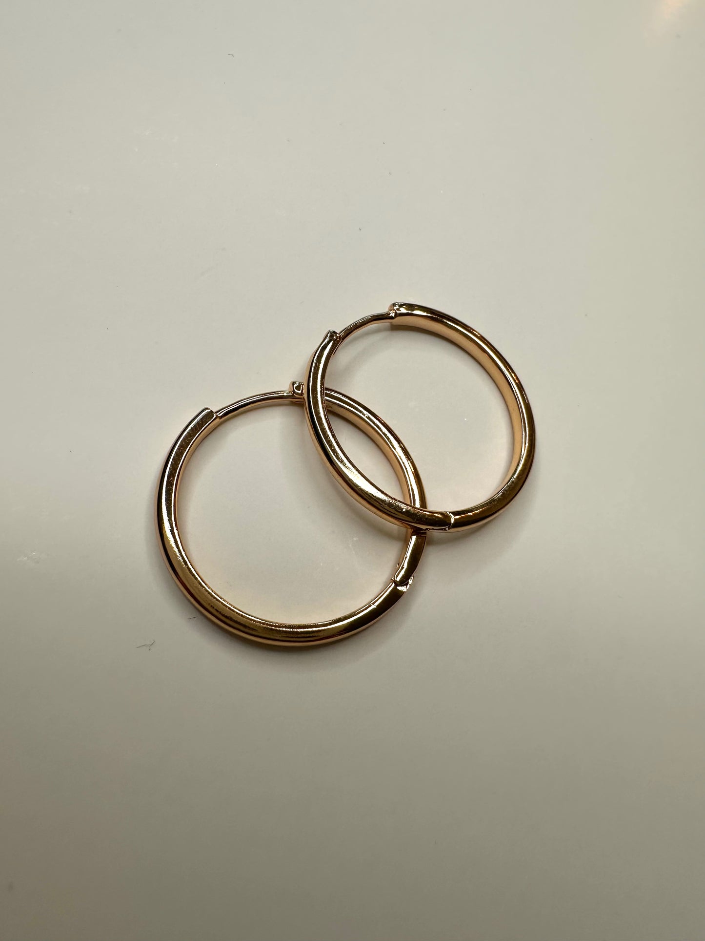 Basic Medium Hoops
