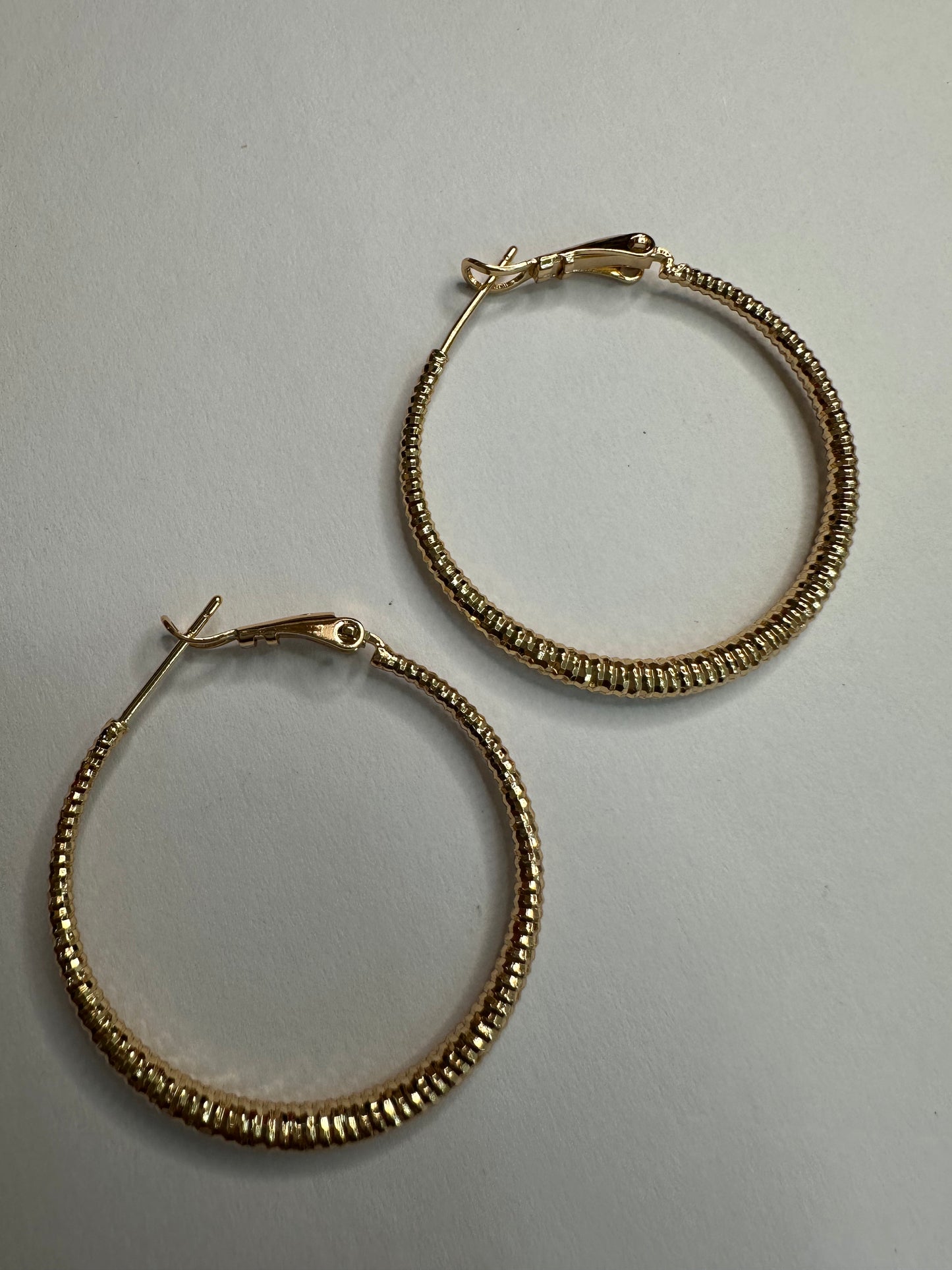 Texture Thin Hoops
