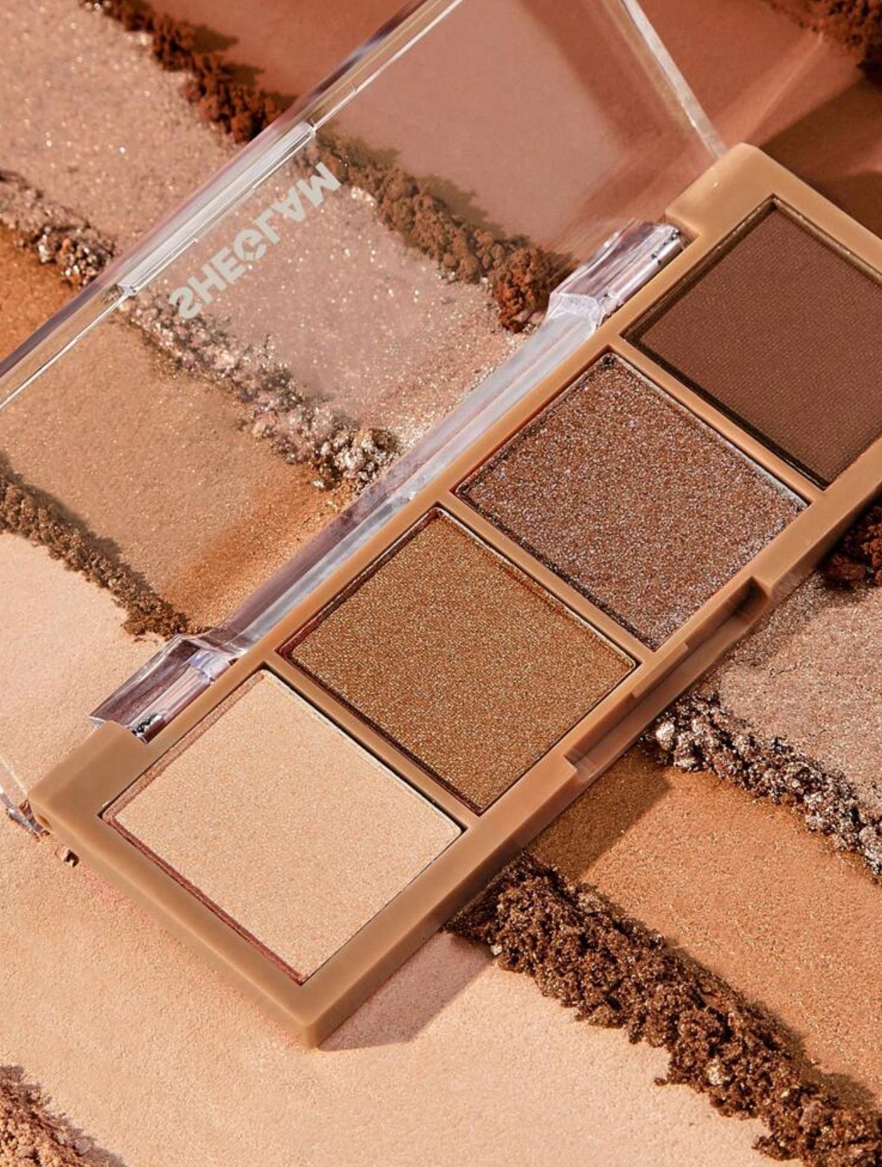 Essential Square Eyeshadow Quad