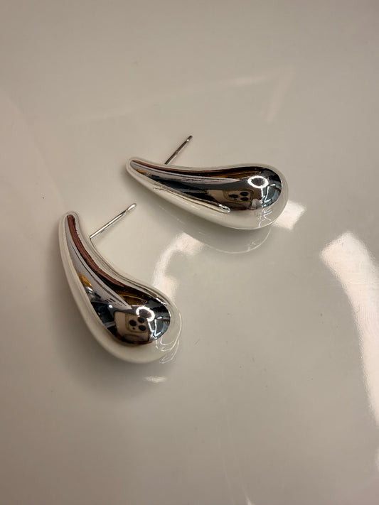 Silver Thin Drops